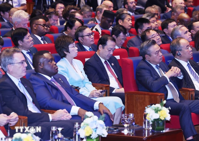 ttxvn-le-mo-ky-cong-uoc-ha-noi10-chi-trang.jpg