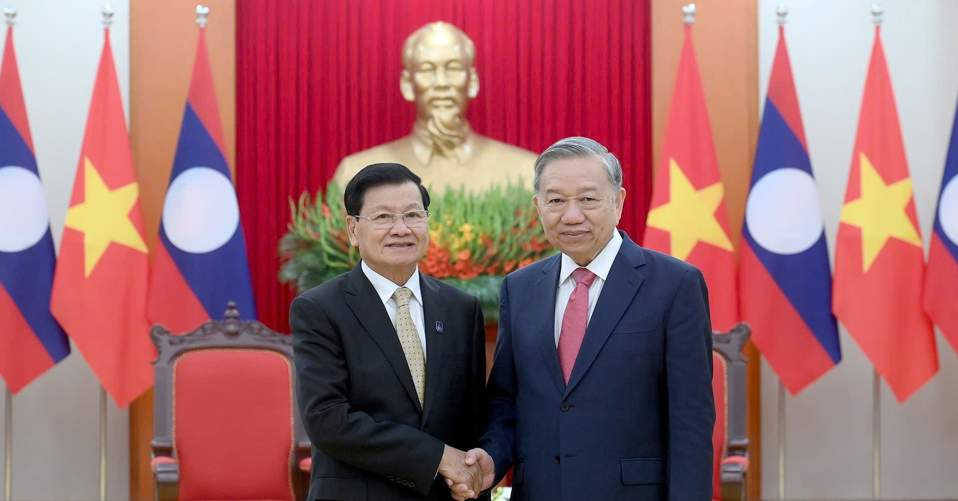 Tổng Bí thư, Chủ tịch nước, Thủ tướng tiếp các đoàn dự lễ mở ký Công ước Hà Nội