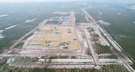 Đề xuất lập Tổ công tác liên ngành hỗ trợ triển khai Cảng hàng không Quảng Trị