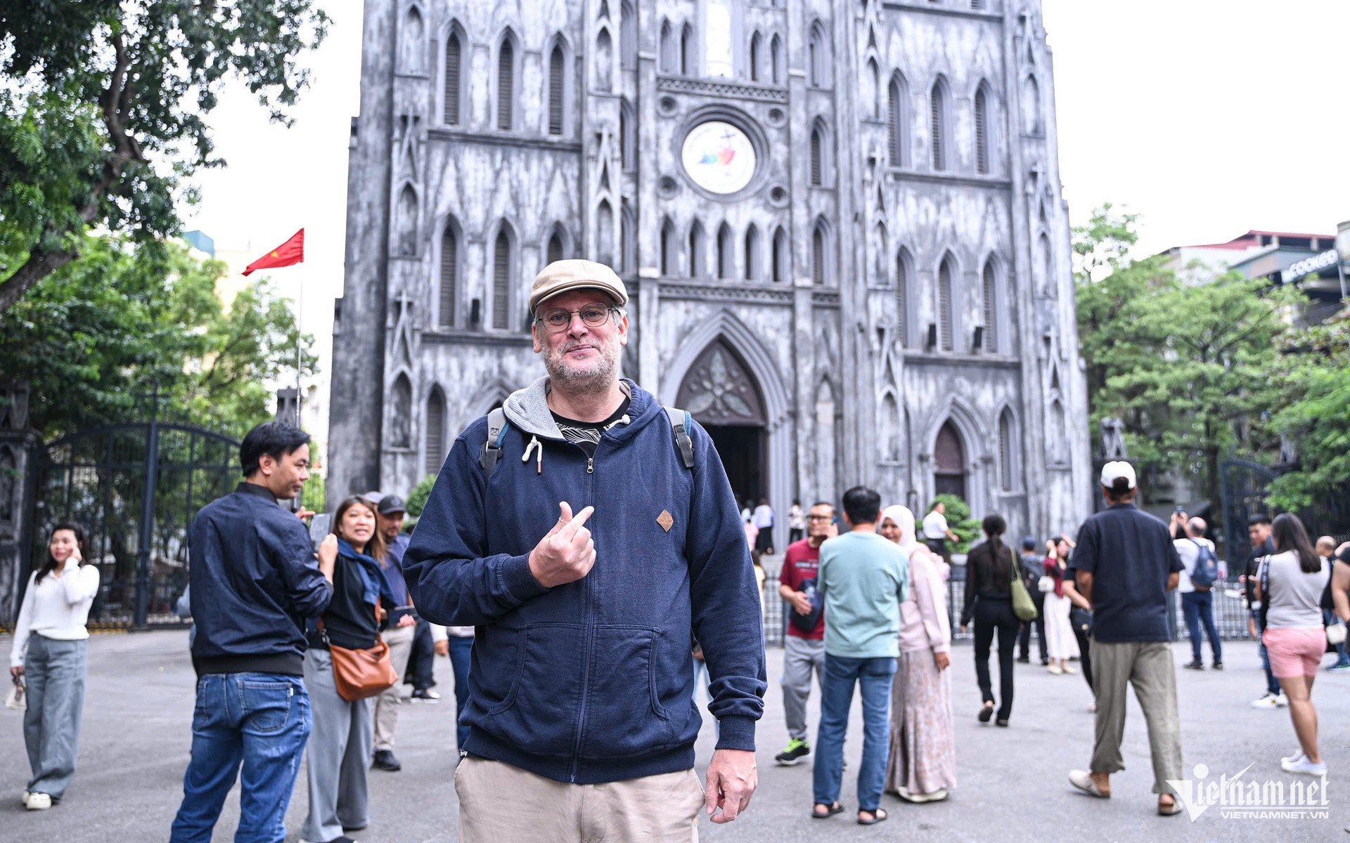 W-Hanoi-katedralen.jpg