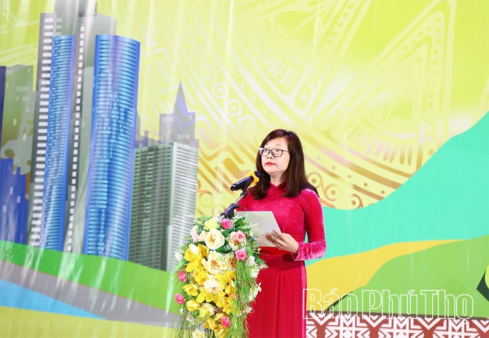 Öppning av Phu Thos provinsiella mässkonstfestival 2025