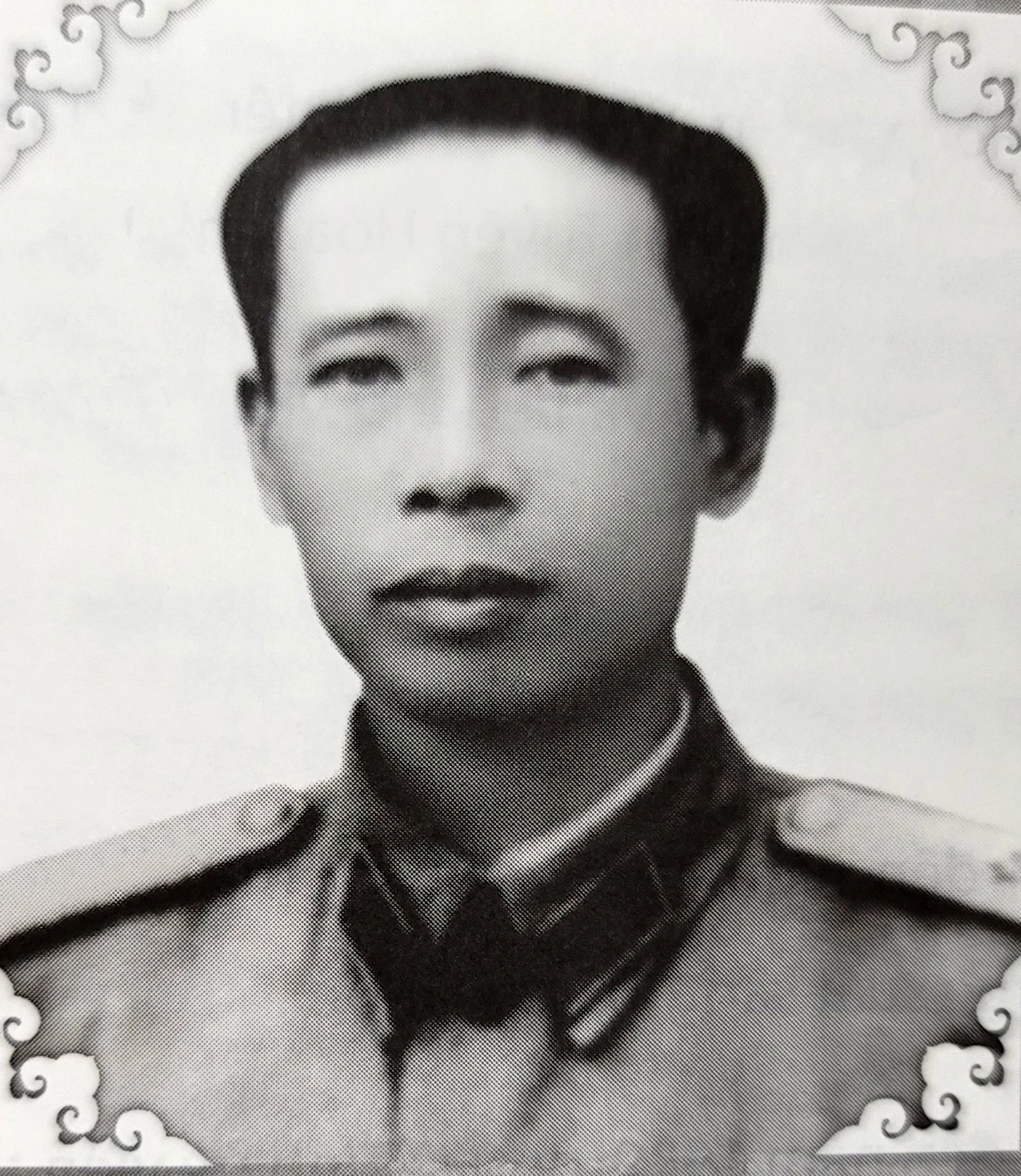 ພາບພົດຂອງພົນຕີ ຮວ່າງຊາ - ພາບ: ຕ່າລອງ (ຖ່າຍຄືນ)