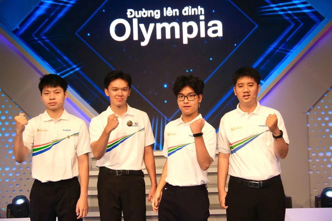 Sáng nay, ai sẽ là nhà vô địch chung kết Đường lên đỉnh Olympia? - Ảnh 1. Đường lên đỉnh Olympia - Ảnh 1.
