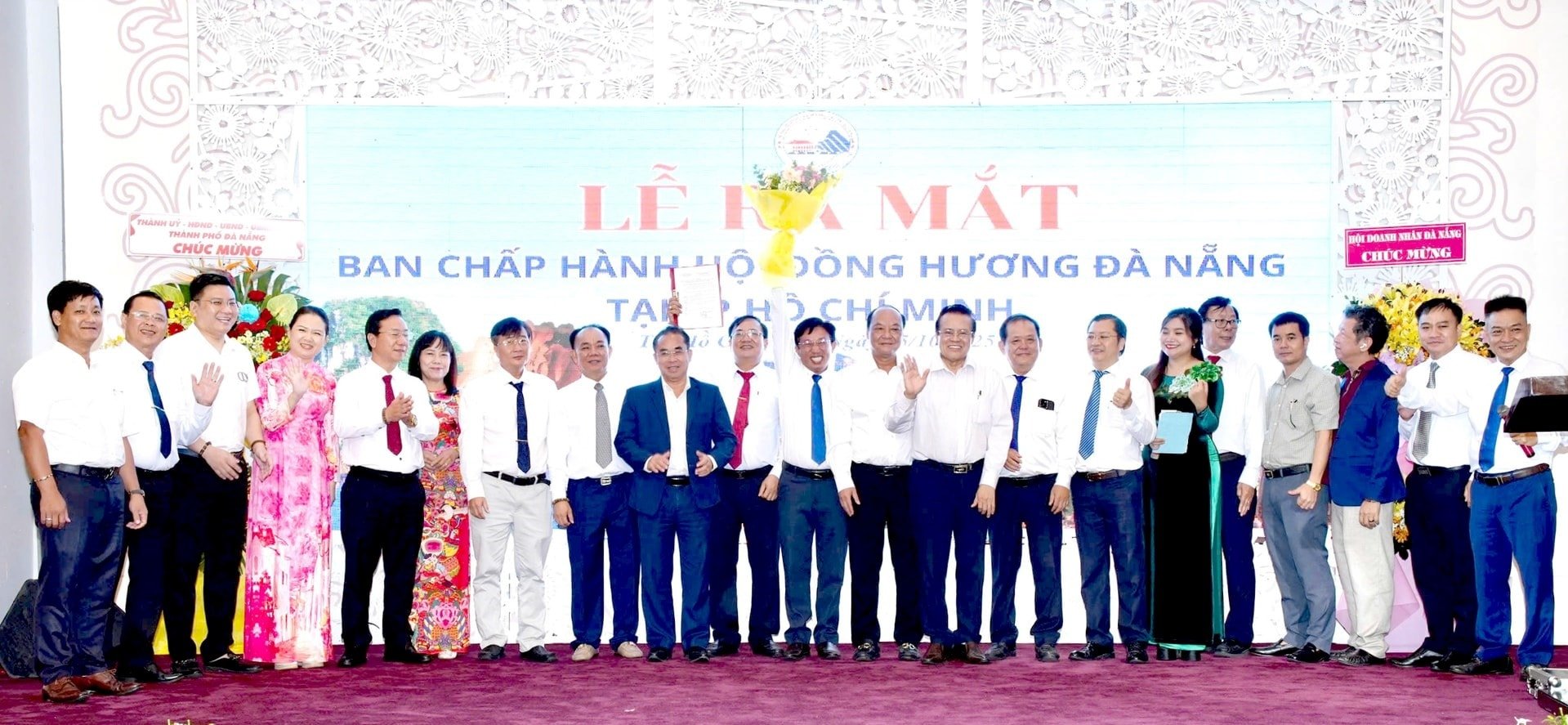 ban-thuong-vu(1).jpg