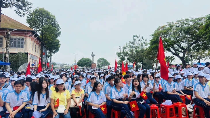 Đường lên đỉnh Olympia - Ảnh 16.