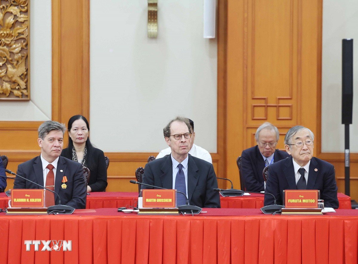 ttxvn-2610-tong-bi-thu-viet-nam-hoc-10.jpg