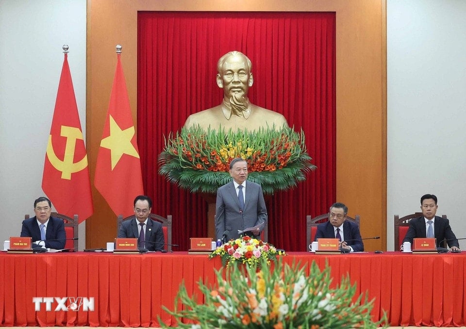 เลขาธิการโต ลัม กล่าวสุนทรพจน์ (ภาพ: Thong Nhat/VNA)
