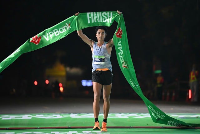 VPBank Hanoi International Marathon 2025: ແຂ່ງຂັນເພື່ອເຜີຍແຜ່ຈິດໃຈຂອງການດຳລົງຊີວິດທີ່ມີສຸຂະພາບເຂັ້ມແຂງ - ຮູບທີ 3. VPBank Hanoi International Marathon 2025: Giải chạy lan tỏa tinh thần sống khỏe, sống thịnh vượng- Ảnh 3.