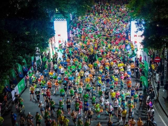 VPBank Hanoi International Marathon 2025: ແຂ່ງຂັນເພື່ອເຜີຍແຜ່ຈິດໃຈຂອງການດຳລົງຊີວິດທີ່ມີສຸຂະພາບເຂັ້ມແຂງ - ຮູບທີ 5. VPBank Hanoi International Marathon 2025: Giải chạy lan tỏa tinh thần sống khỏe, sống thịnh vượng- Ảnh 5.