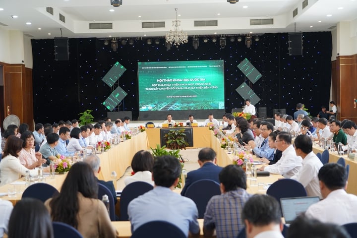 Các thách thức của chuyển đổi xanh và vai trò của KH&CN- Ảnh 1. Các thách thức của chuyển đổi xanh và vai trò của KH&CN- Ảnh 1.