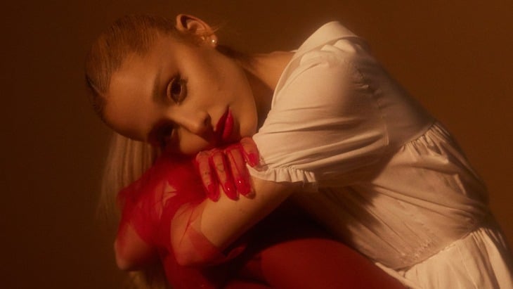 Ariana Grande - Ảnh 2.