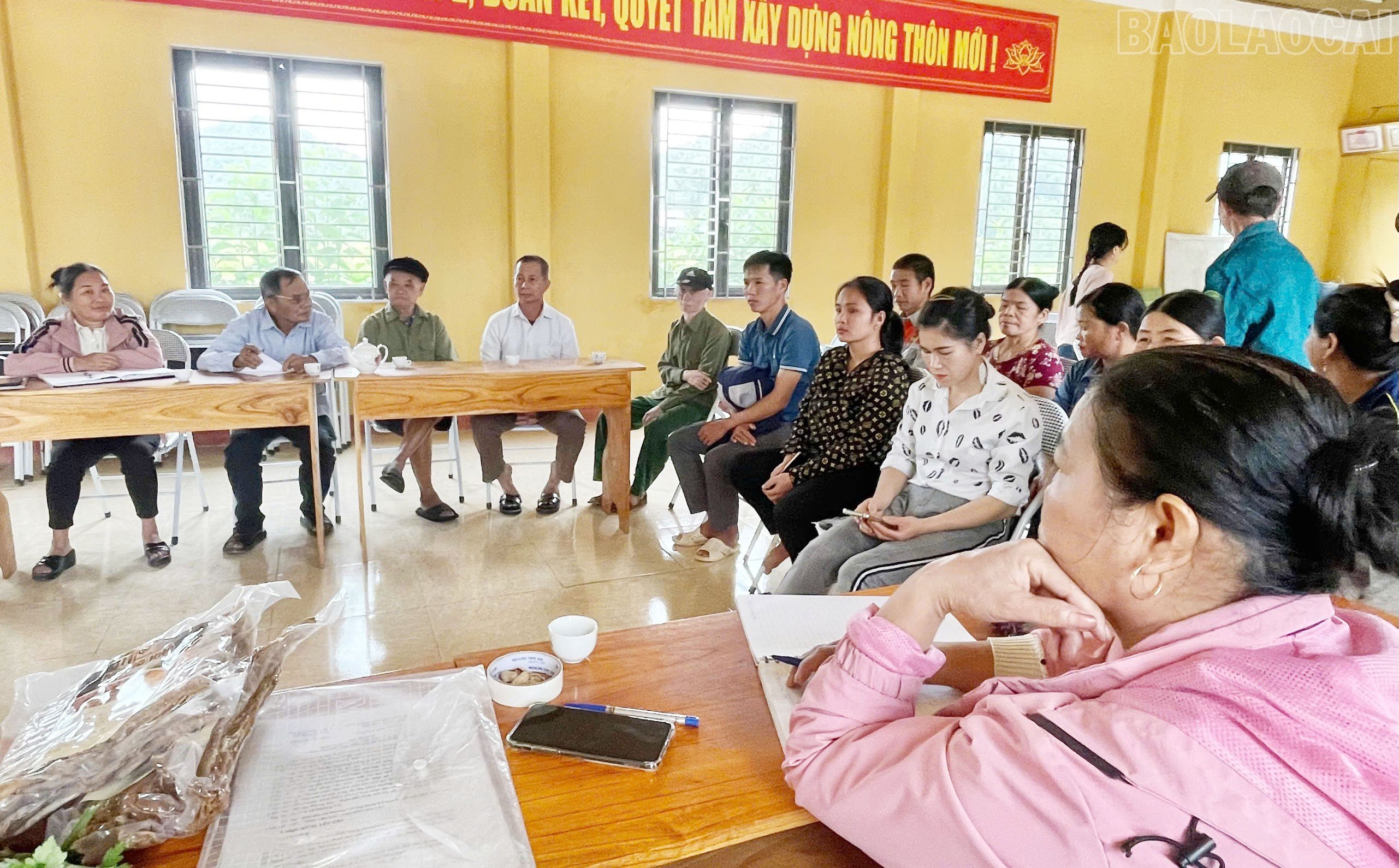baolaocai-tr_6-activities-were-organized-with-over-400-participants.jpg