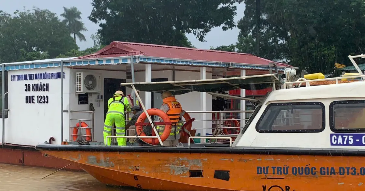 Huế khẩn cấp ứng phó với lũ lớn