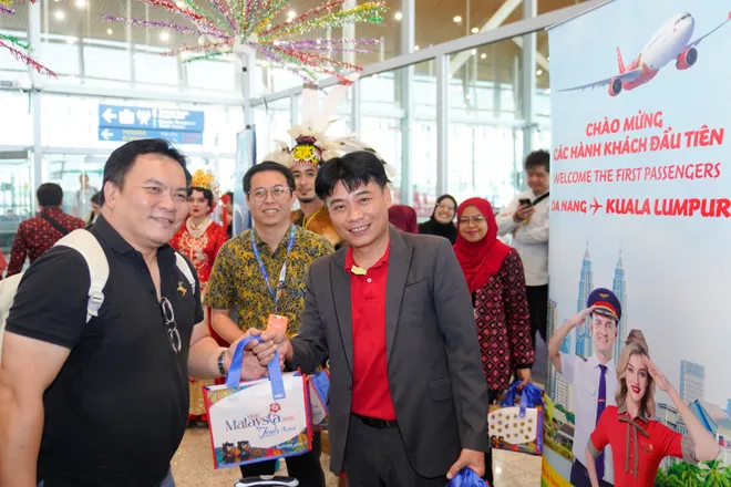 Vietjet khai trương đường bay mới kết nối Malaysia với thành phố biển Đà Nẵng - Ảnh 5.