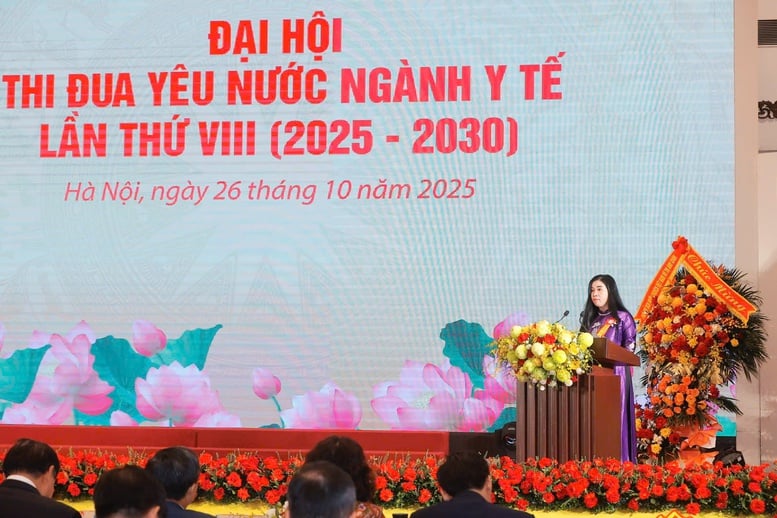 Patriottisme: de sleutel tot het overwinnen van uitdagingen en het verbeteren van het Vietnamese basisgezondheidszorgsysteem - Foto 1. Tinh thần yêu nước: Chìa khóa vượt thách thức, nâng tầm y tế cơ sở Việt Nam- Ảnh 1.