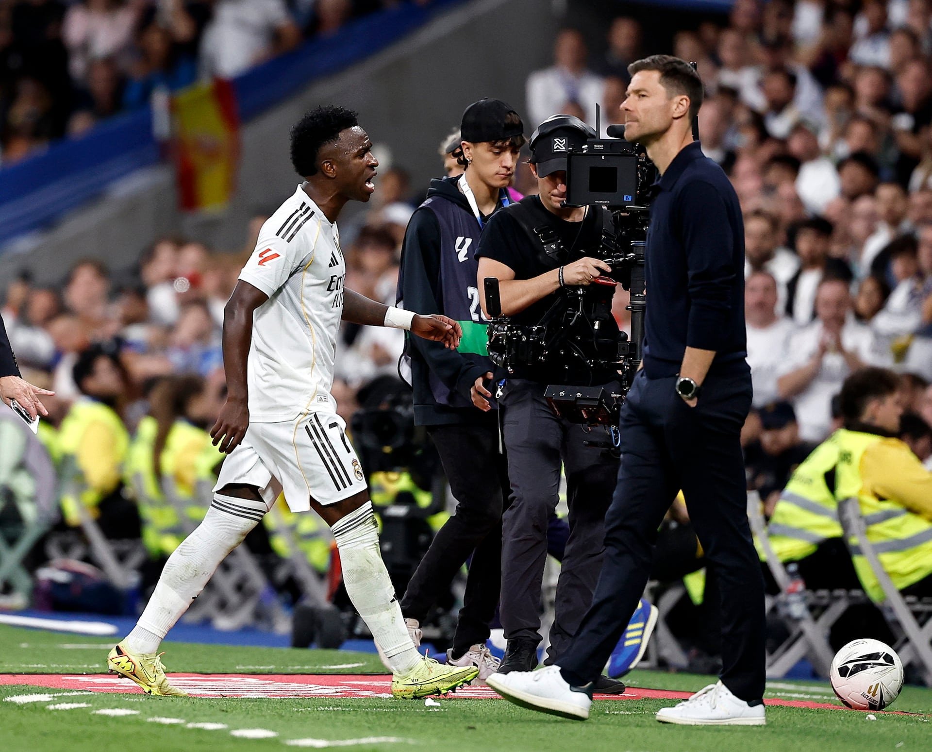 AS - Vinicius Alonso Real Madrid Barca.jpg