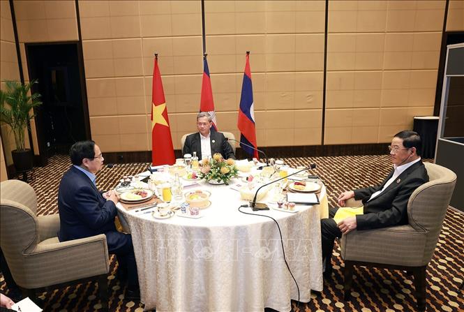 ចំណងជើងរូបថត