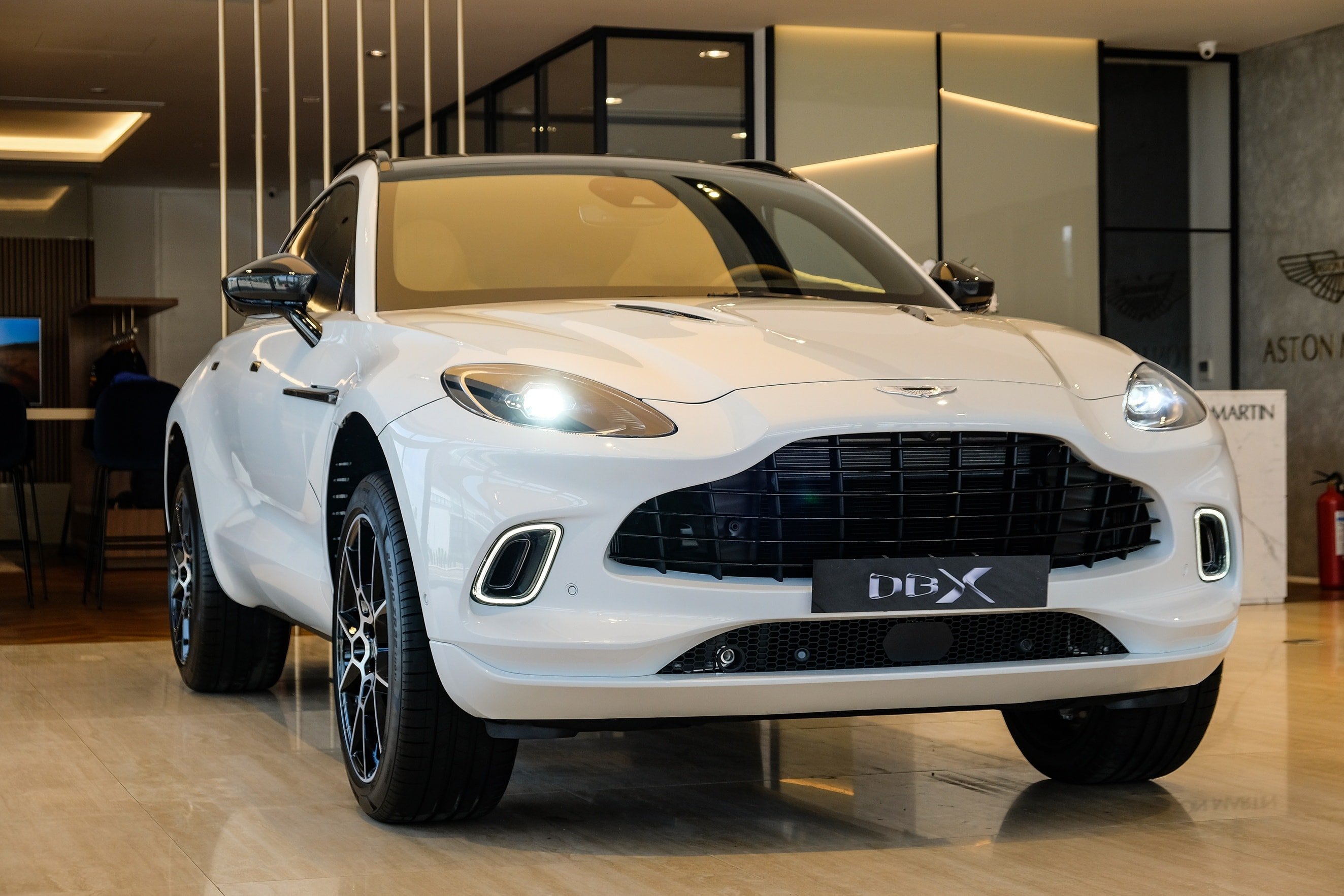 Aston Martin säljer lägenhet foto 2 Aston Martin ban can ho anh 2