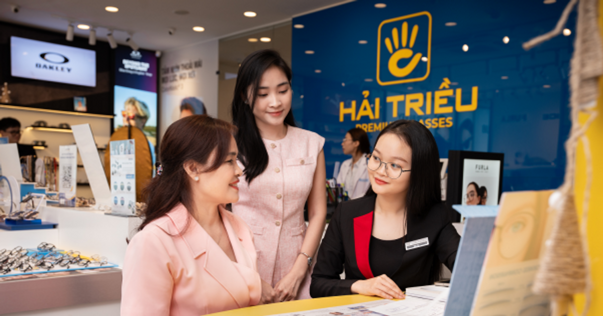 Khác biệt khi mua mắt kính tại Hải Triều: Tư vấn từ sự tận tâm