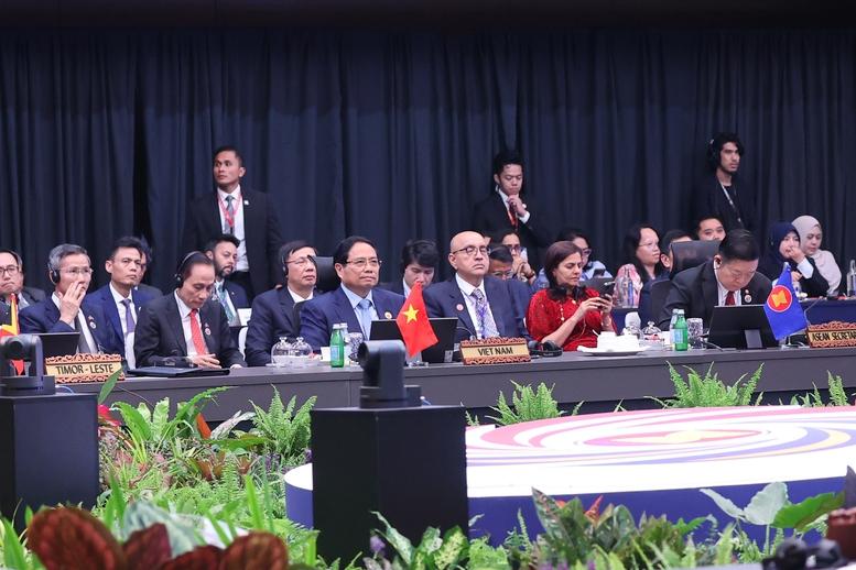 Premiärminister: Relationerna mellan ASEAN och Japan behöver förändras kraftigt med tre samarbetsfokus - Foto 4.