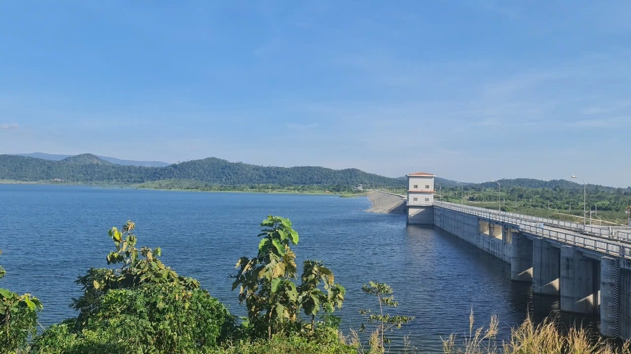 d2694a0d80ff0aa153ee.jpg