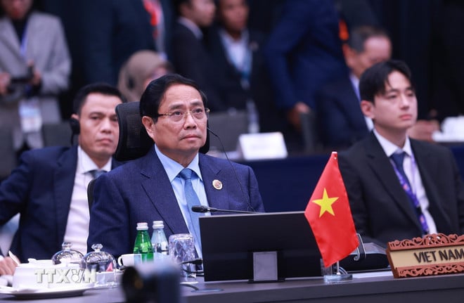 ttxvn-statsminister-pham-minh-chinh-deltager-det-26.-asean-toppmøtet-in-korea-6975.jpg