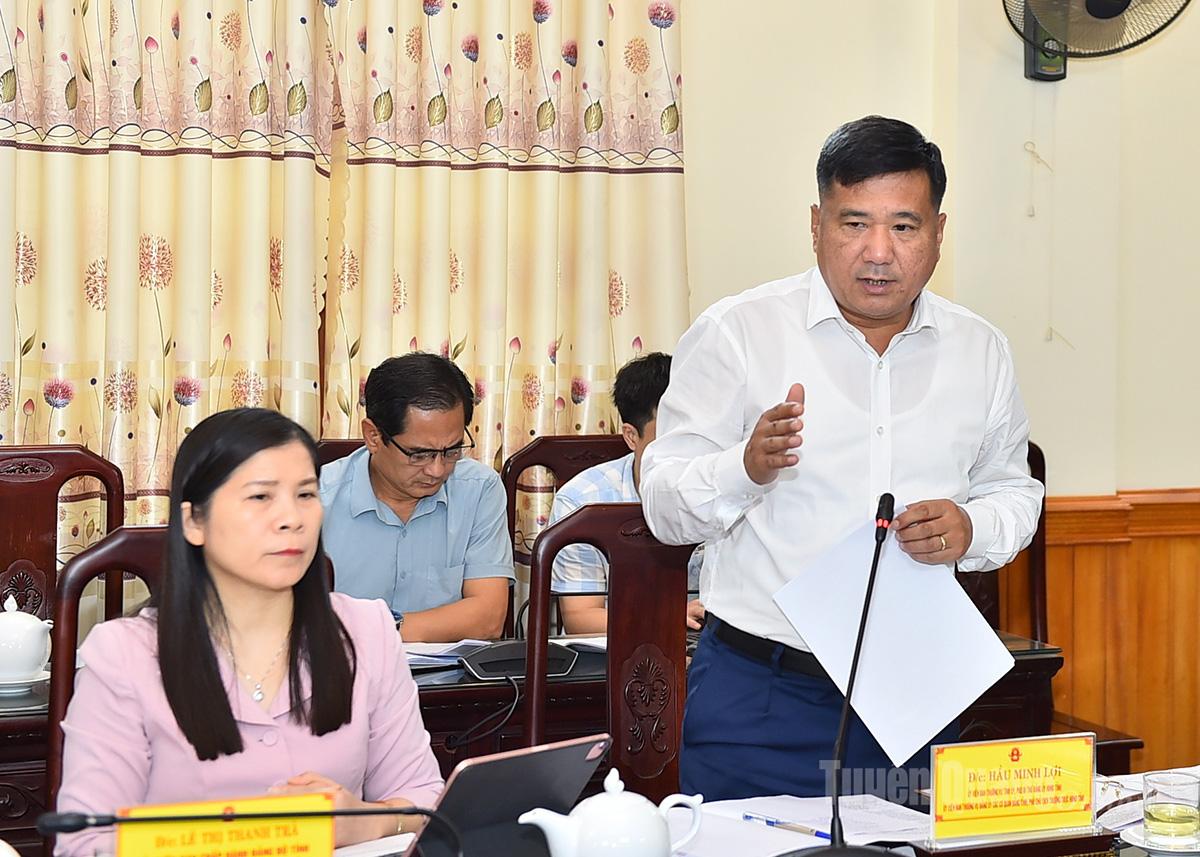 Comrade Hau Minh Loi, Permanent Vice Chairman of the Provincial People's Council spoke at the meeting.