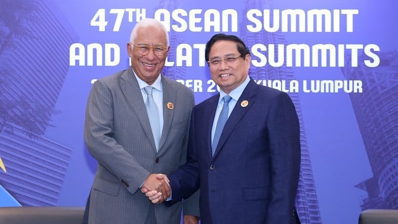 Primeiro-Ministro Pham Minh Chinh e Presidente do Conselho Europeu, António Costa. (Foto: VGP/Nhat Bac)