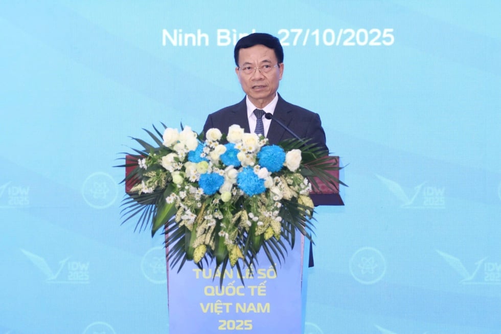 Việt Nam định hình “hành lang nhân văn” cho trí tuệ nhân tạo tại VIDW 2025 - 1