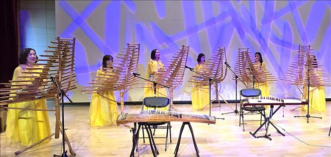 ភ្លេងប្រពៃណីបានសាយភាយឥទ្ធិពលវៀតណាមនៅកូរ៉េ Chú thích ảnh