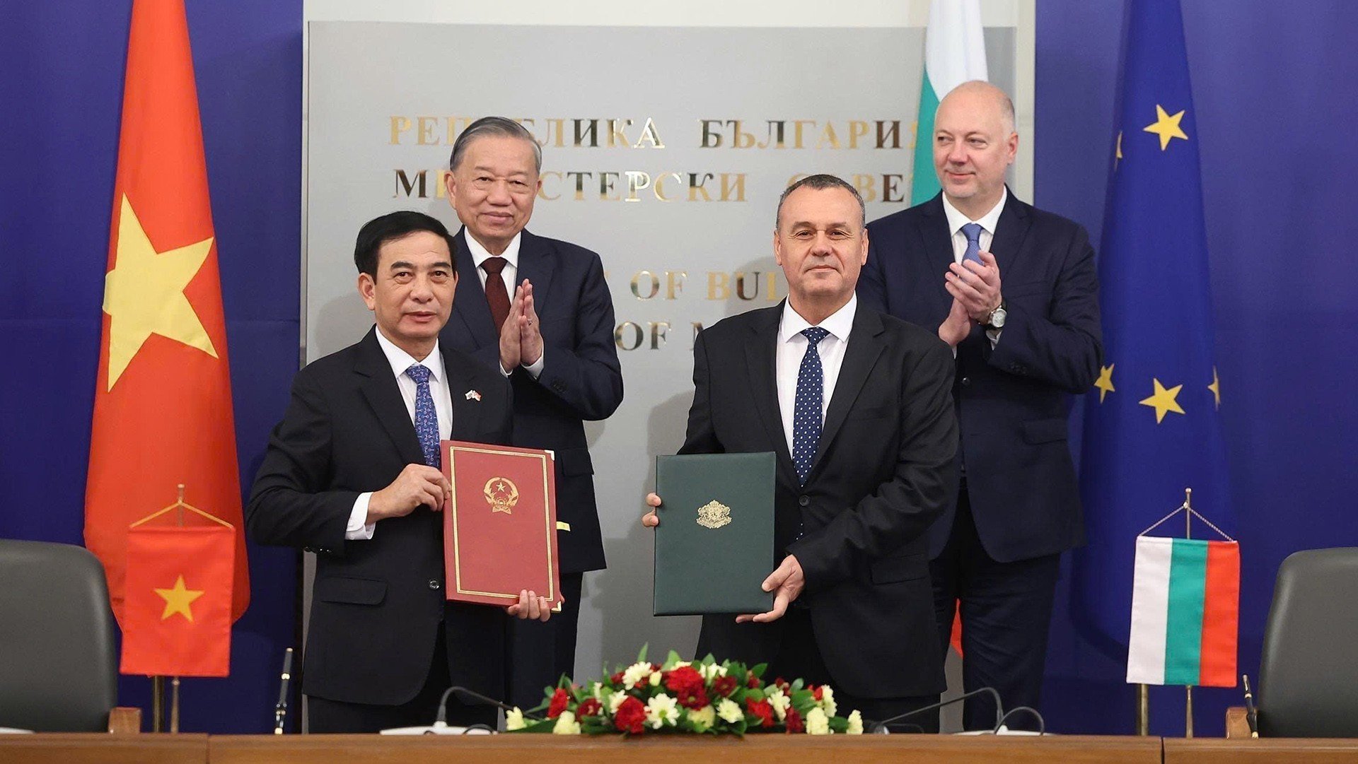 hop-tac-quoc-phong-vietnam-bulgaria-1.jpg