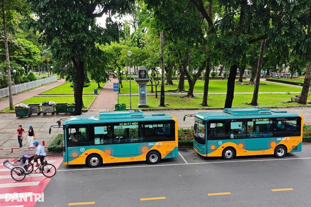 Việt Nam xây dựng lộ trình siết khí thải phương tiện - 2