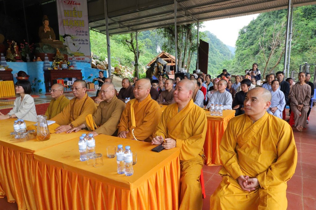 انگلیسی: اخبار