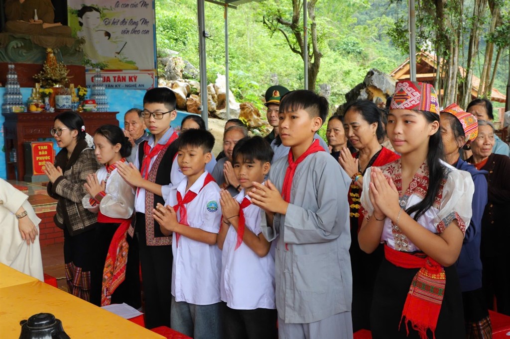 انگلیسی: اخبار