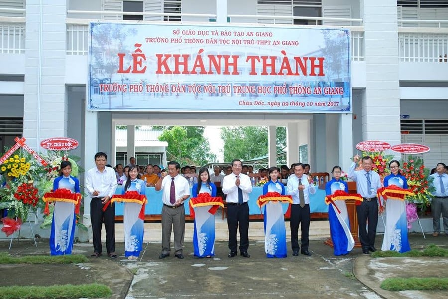 1-6272.jpg