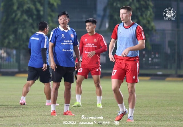 Lịch thi đấu V-League hôm nay: Thầy trò HLV Lê Huỳnh Đức tạo bất ngờ, Nam Định ‘thay tướng đổi vận’?- Ảnh 1.
