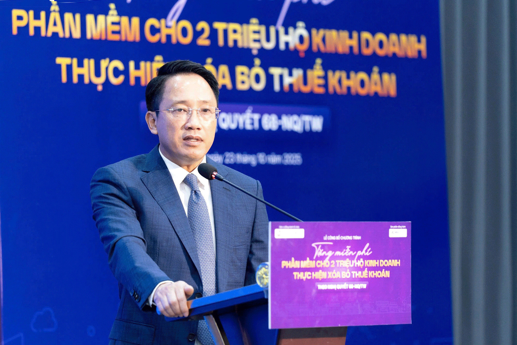 Trong bài phát biểu của mình, Phó Cục trưởng Cục Thuế Mai Sơn ghi nhận sự nỗ lực của MISA trong việc nghiên cứu, phát triển và triển khai ứng dụng và hỗ trợ các hộ kinh doanh.