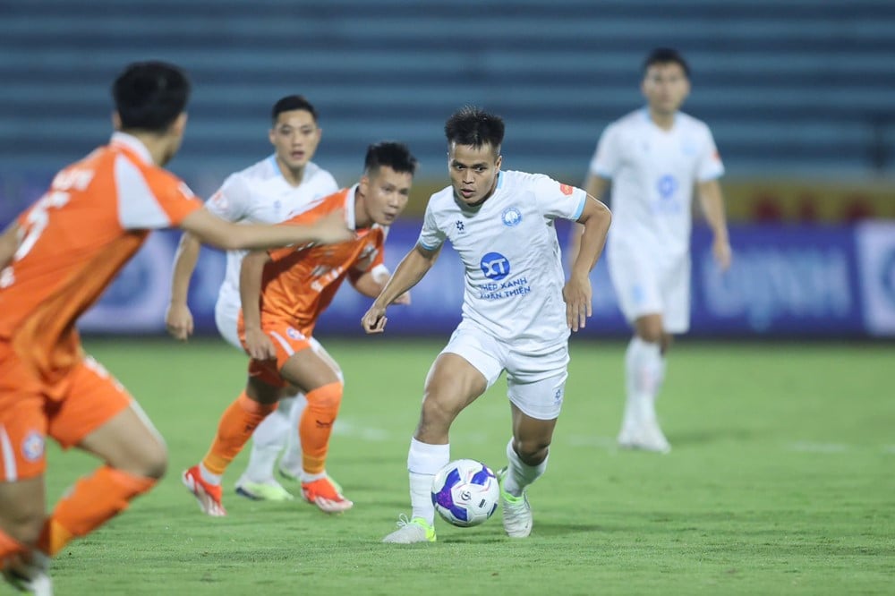 Nam Dinh vs Da Nang 2.jpg