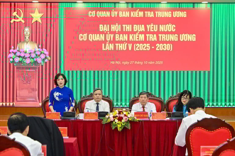 gen-h-doan-chu-tich.jpg
