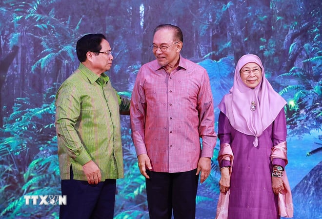 ttxvn-thu-tuong-pham-minh-chinh-du-tiec-chieu-dai-chao-mung-cua-thu-tuong-malaysia-8367930-2.jpg