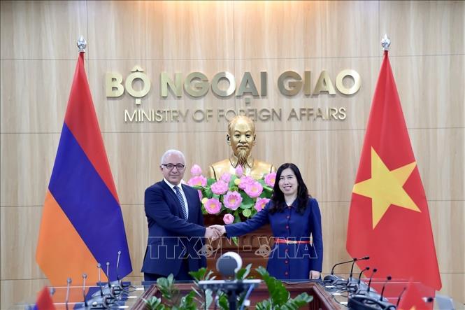 ចំណងជើងរូបថត