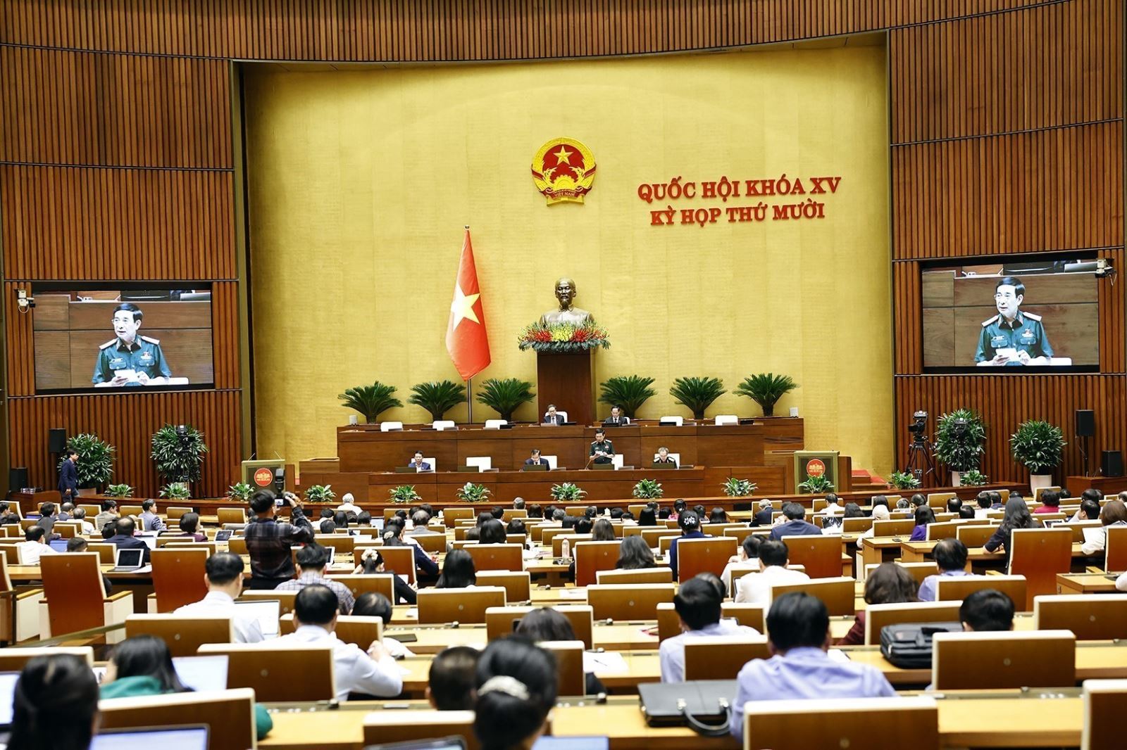 Photo caption