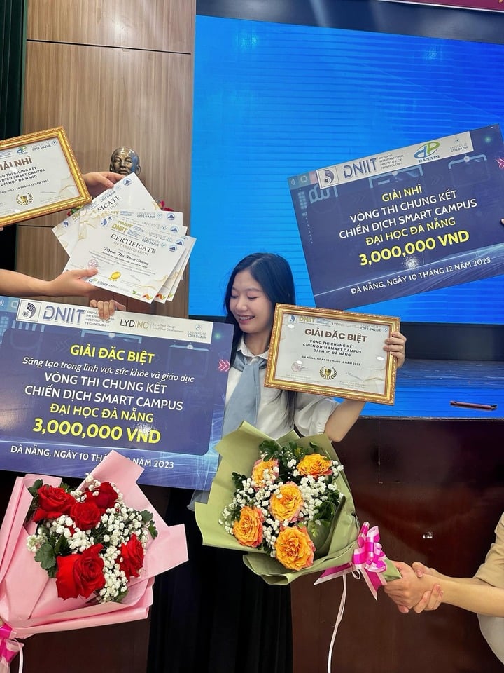 Flickan deltar aktivt i tävlingar för studenter (Foto: NVCC)