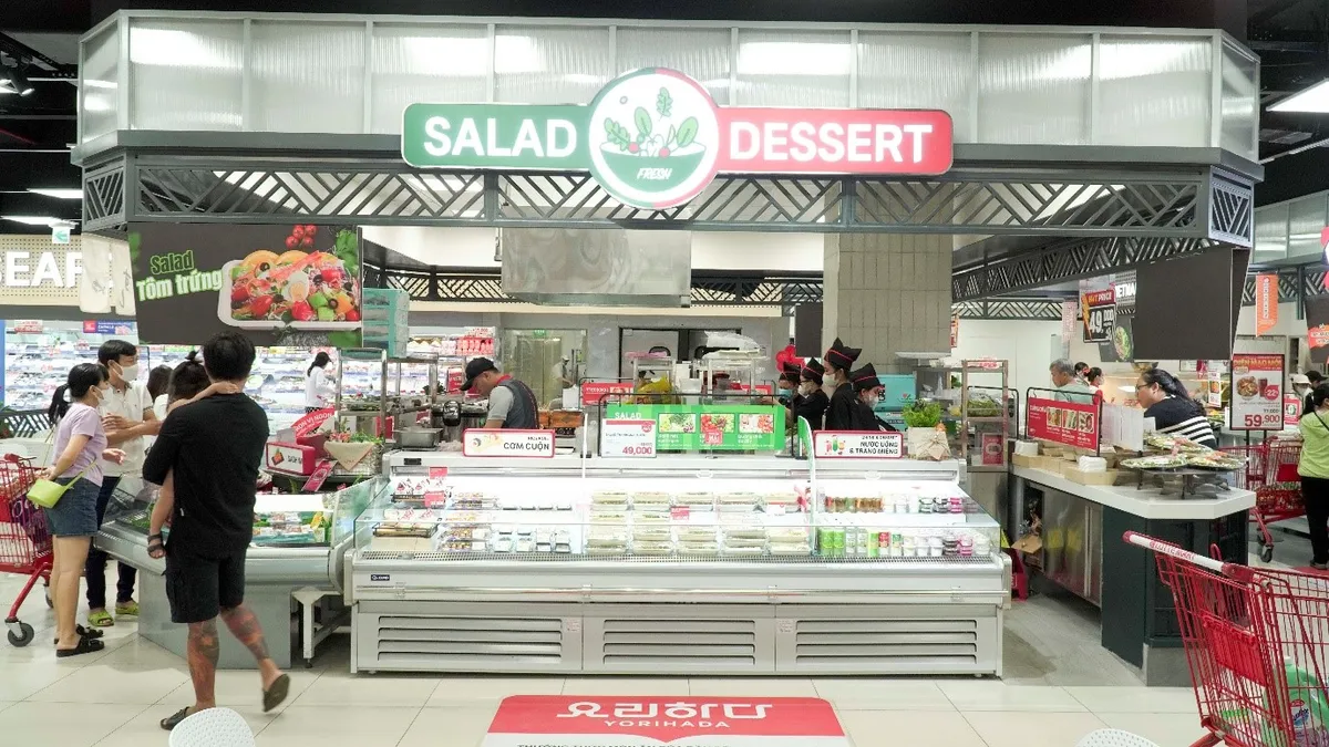 LOTTE MART Phan Thiết tái xuất với mô hình siêu thị kiểu mẫu mới - Ảnh 2.