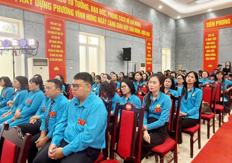 Công đoàn phường Vĩnh Hưng: Đưa tiêu chí ứng dụng công nghệ, chuyển đổi số vào nhiều chỉ tiêu- Ảnh 3. Công đoàn phường Vĩnh Hưng: Đưa tiêu chí ứng dụng công nghệ, chuyển đổi số vào nhiều chỉ tiêu- Ảnh 3.
