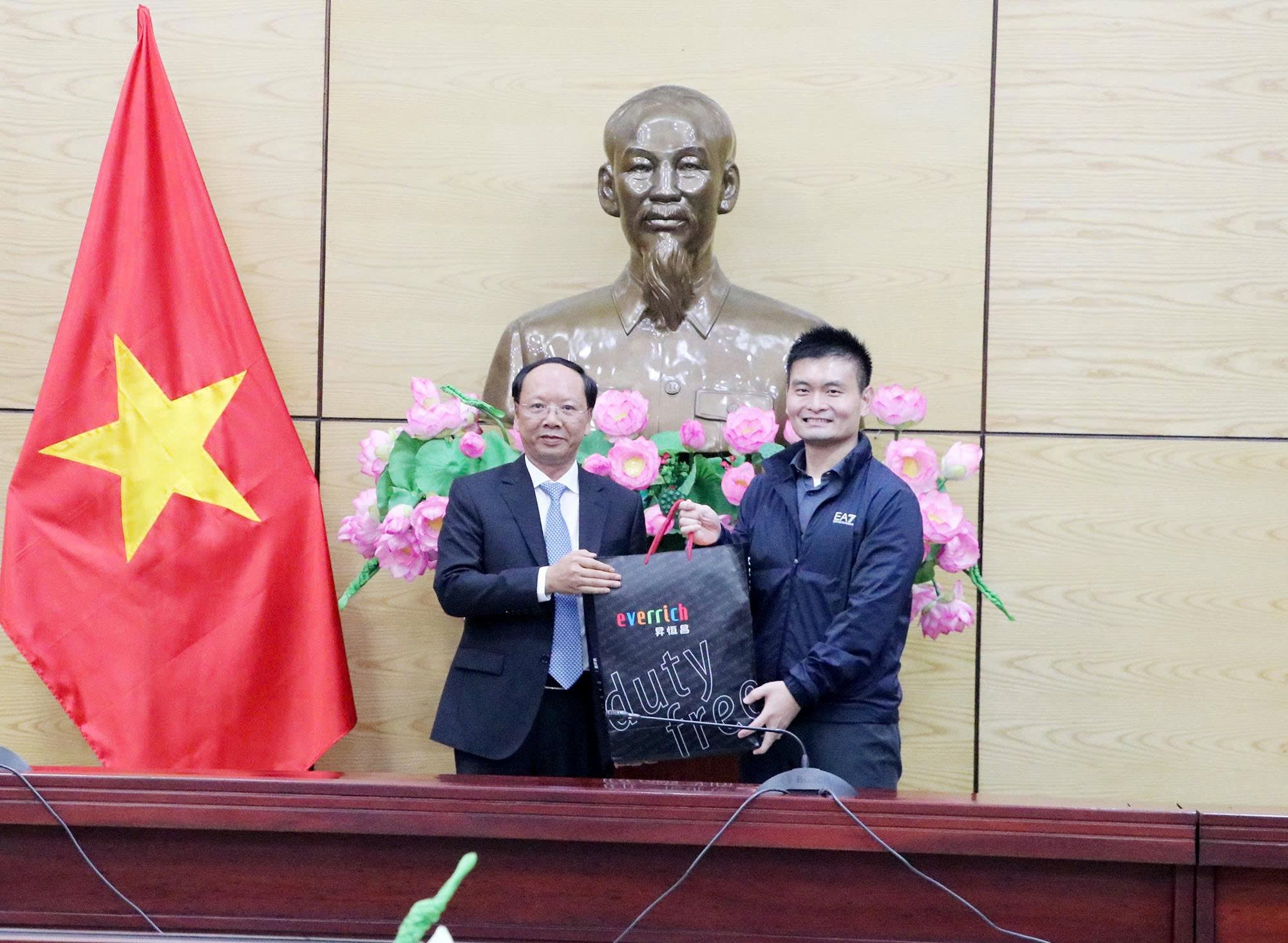 ພາສາອັງກິດ: ຂ່າວ