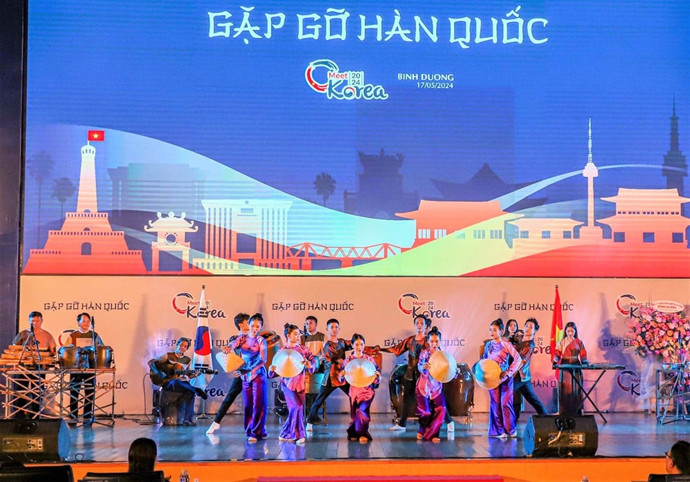 Program Meet Korea telah diadakan di wilayah Binh Duong (lama). (Foto: hochiminhcity.gov.vn) Chương trình Gặp gỡ Hàn Quốc tổ chức tại tỉnh Bình Dương (cũ). (Ảnh: hochiminhcity.gov.vn)