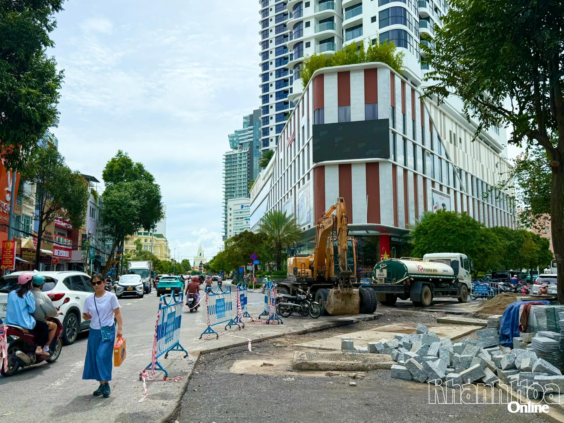 O projeto de modernização da Rua Le Thanh Ton está mais de 2 meses atrasado.