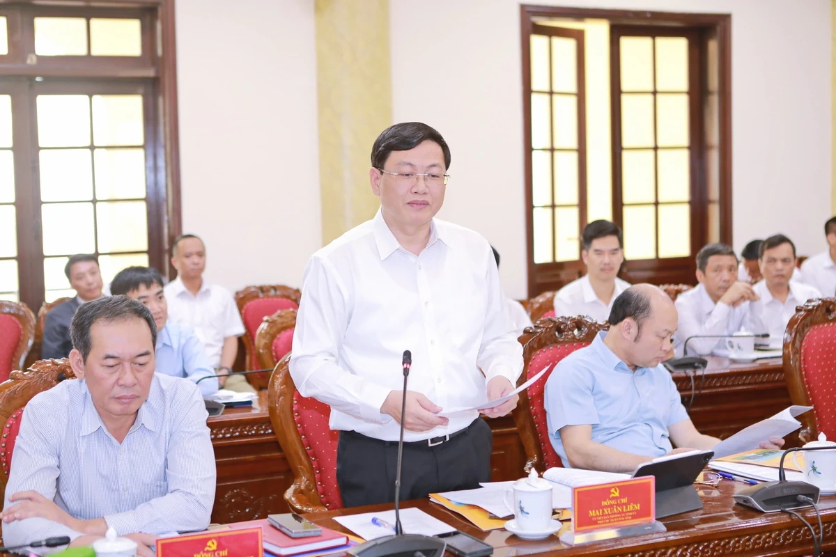 A Thanh Hoa Tartományi Párt Állandó Bizottsága együttműködik a Northern Power Corporationnel