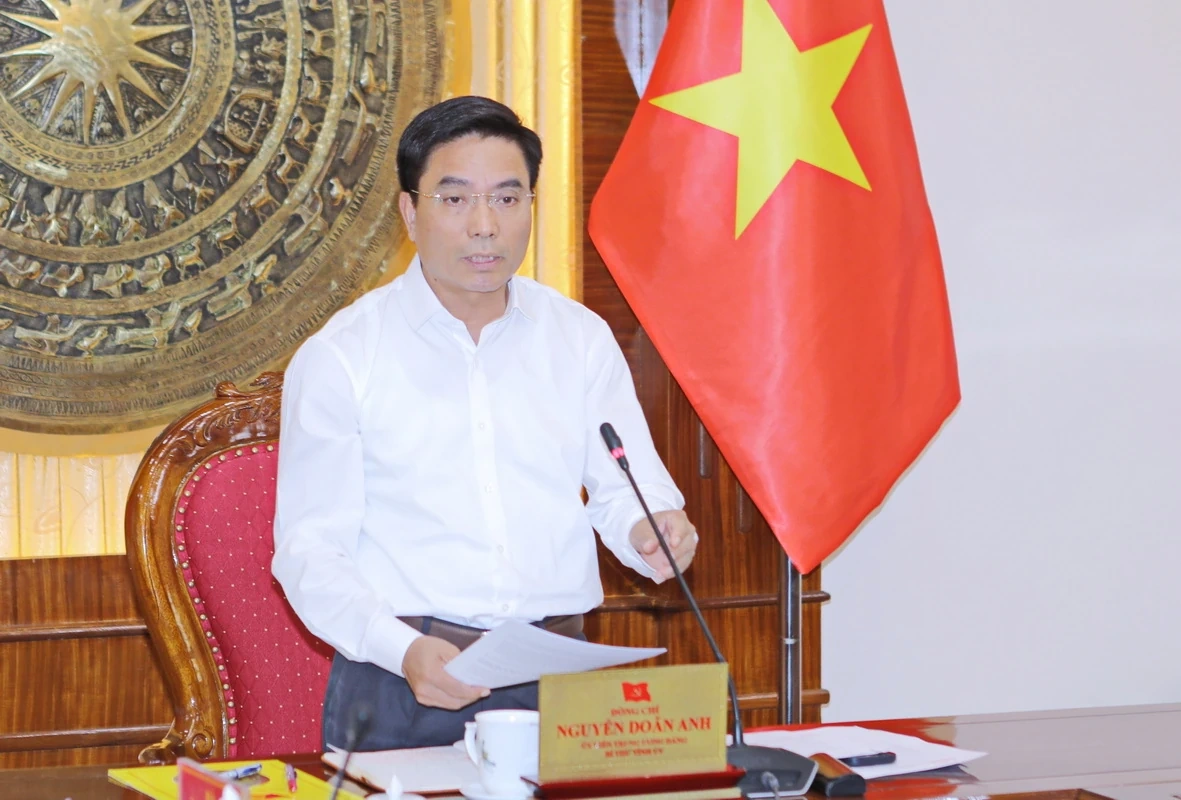 A Thanh Hoa Tartományi Párt Állandó Bizottsága együttműködik a Northern Power Corporationnel